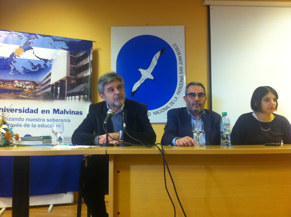 becas para que residentes de Malvinas